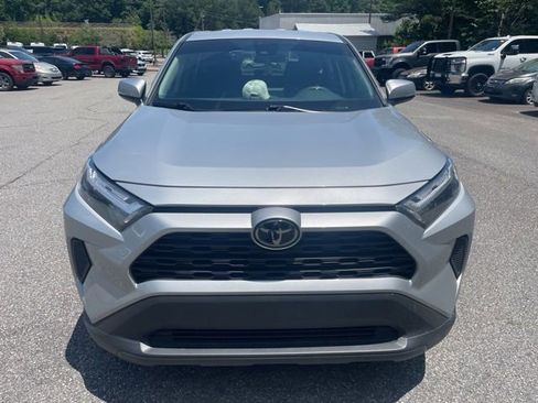 Used 2024 Toyota RAV4 LE AWD/4WD image 2