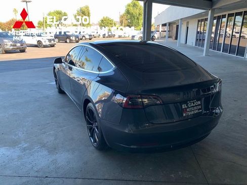 Used 2018 Tesla Model 3 Long Range image 5
