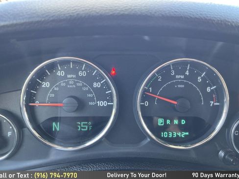 Used 2018 Jeep Wrangler Unlimited Rubicon w/ Connectivity Group AWD/4WD image 20