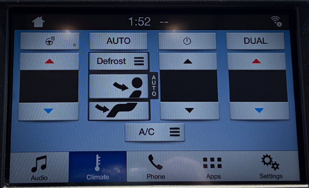 Used 2018 Ford Fusion Energi SE FWD image 15