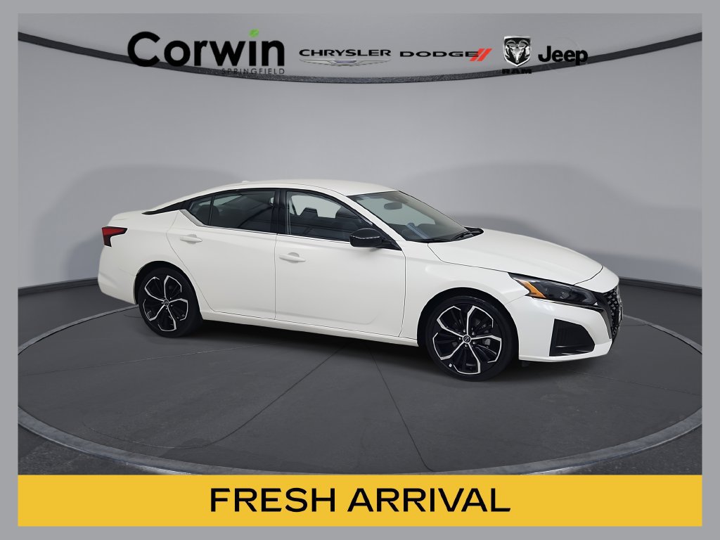 Used 2025 Nissan Altima 2.5 SR FWD 360° Tour