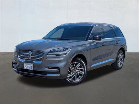 Certified 2023 Lincoln Aviator AWD w/ Class IV Trailer Tow Package image 1