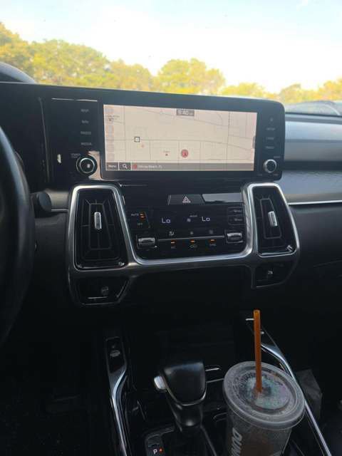 Used 2023 Kia Sorento SX FWD image 8