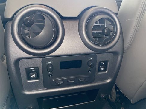 Used 2004 HUMMER H2 AWD/4WD image 32