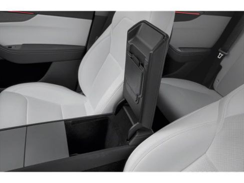 Used 2026 Tesla Model Y 2WD image 16