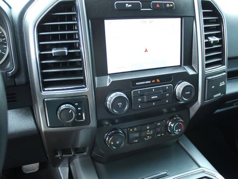 Used 2020 Ford F150 XLT w/ Equipment Group 302A Luxury image 30