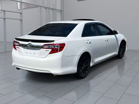 Used 2013 Toyota Camry XLE image 2