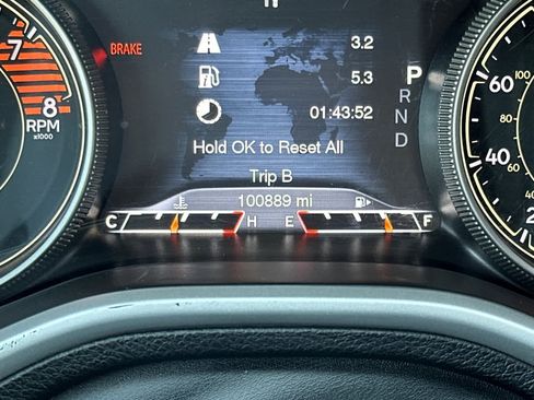 Used 2018 Jeep Cherokee Trailhawk w/ Comfort/Convenience Group image 25