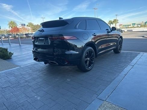 Used 2026 Jaguar F-PACE R-Dynamic S image 5