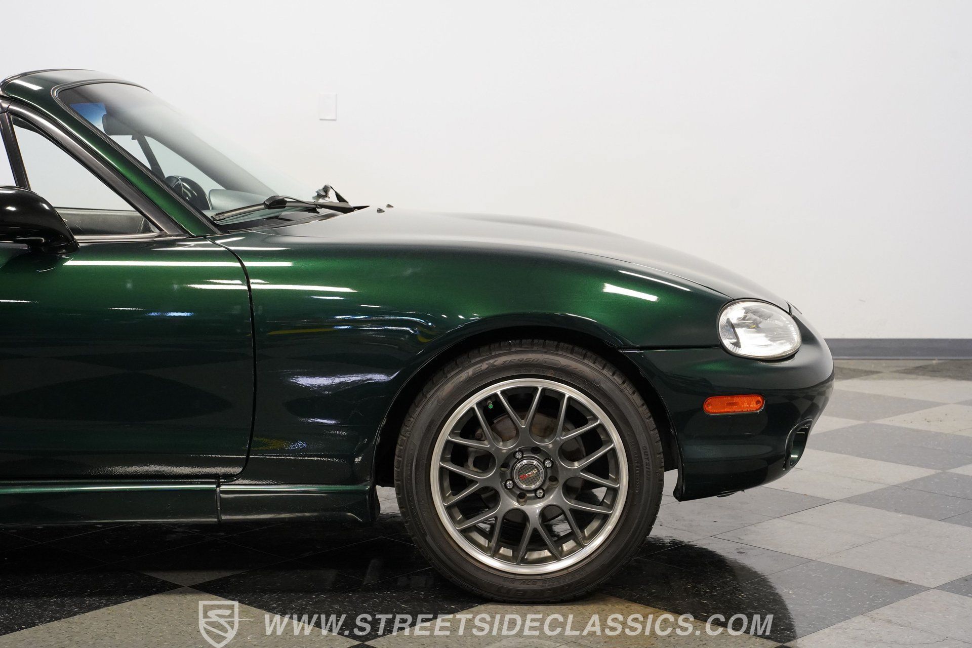 Used 1999 MAZDA MX-5 Miata RWD image 31