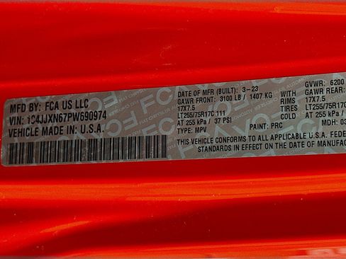 Used 2023 Jeep Wrangler Unlimited w/ Cold Weather Group image 12