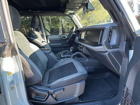 Used 2021 Ford Bronco Big Bend w/ Sasquatch Package image 23