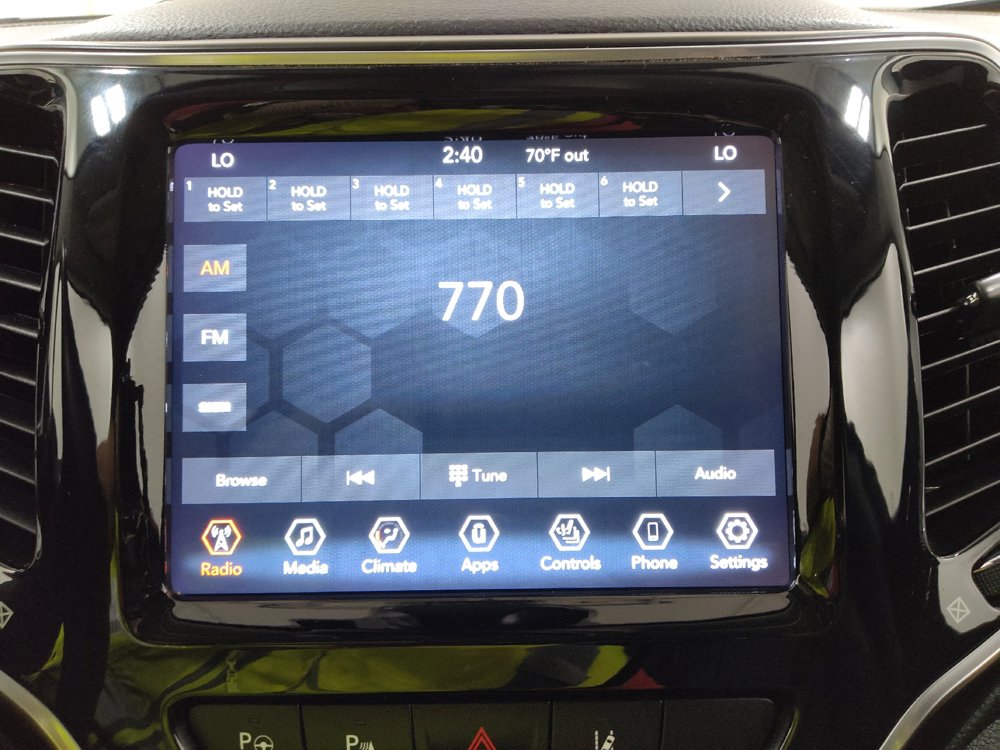 Used 2021 Jeep Cherokee Limited AWD/4WD image 25