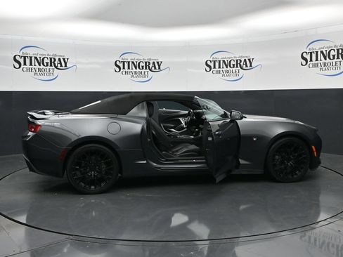 Used 2017 Chevrolet Camaro LT RWD image 36
