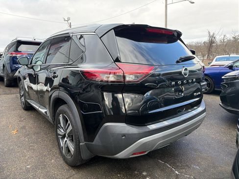 Used 2021 Nissan Rogue SL w/ Premium Package image 12