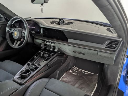 Certified 2025 Porsche 911 Carrera GTS image 18