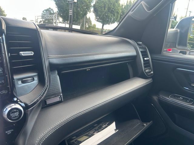 Used 2022 RAM 1500 Limited w/ Off-Road Group AWD/4WD image 27