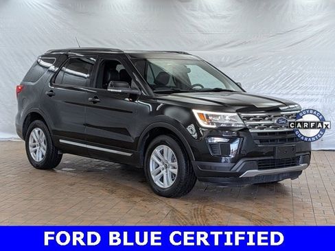 Certified 2018 Ford Explorer XLT w/ Equipment Group 202A image 1