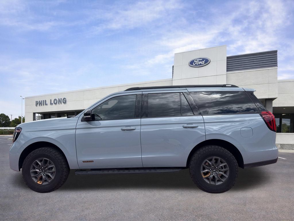 Used 2026 Ford Expedition Tremor AWD/4WD image 5