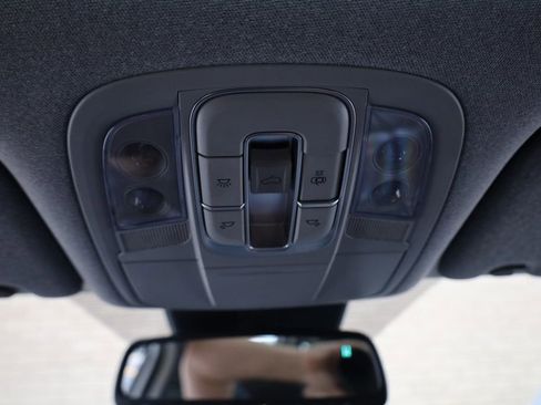 Used 2020 Hyundai Santa Fe Limited image 33