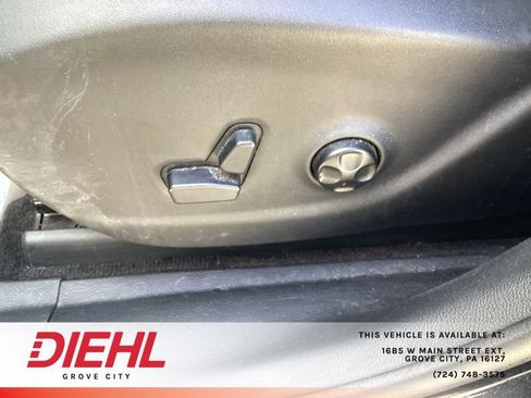 Used 2017 Jeep Cherokee Limited AWD/4WD image 22