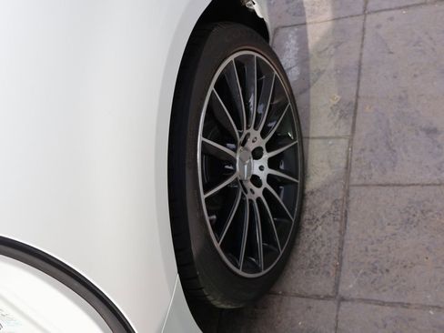 Used 2018 Mercedes-Benz SLC 43 AMG image 18