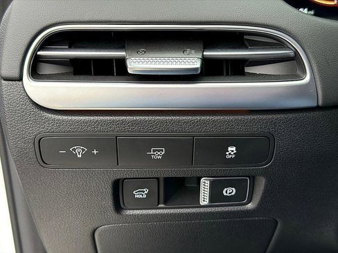 Certified 2025 Hyundai Palisade Calligraphy image 20