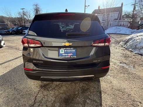 Used 2022 Chevrolet Equinox LT image 4