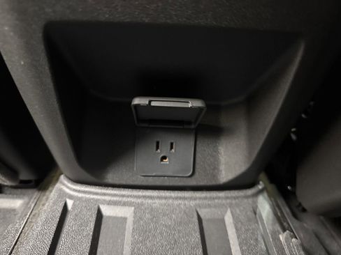 New 2026 GMC Canyon AT4 w/ Technology Plus Package image 8