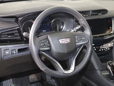 Used 2024 Cadillac XT6 Premium Luxury w/ LPO, Floor Liner Package AWD/4WD image 6