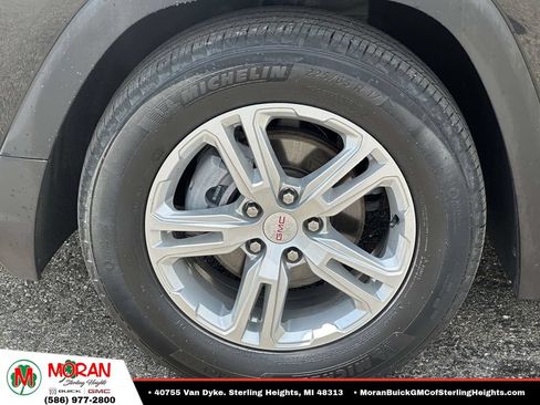 Certified 2023 GMC Terrain SLE w/ Driver Convenience Package FWD image 9