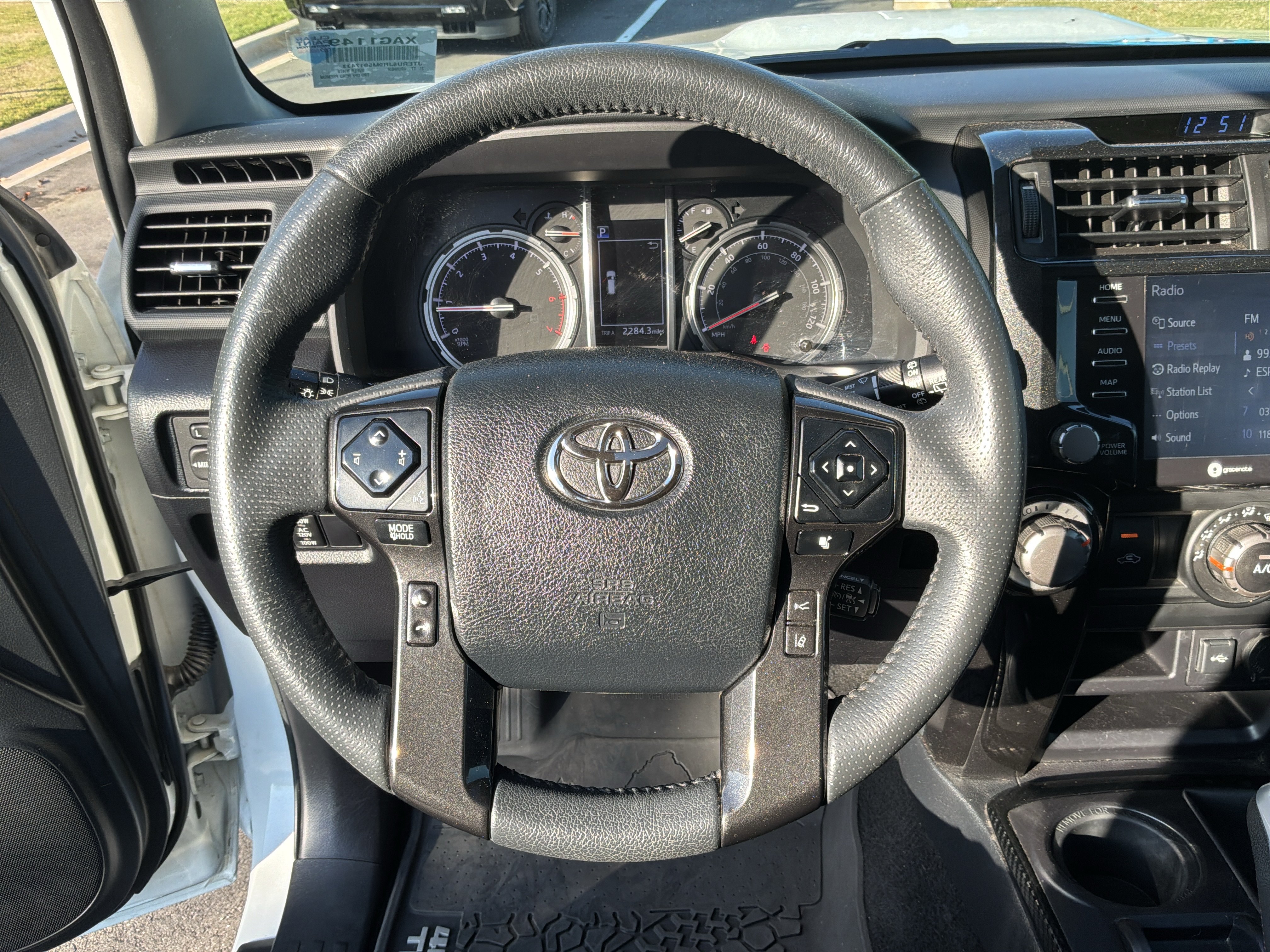 Used 2021 Toyota 4Runner TRD Off-Road Premium w/ Moonroof Package AWD/4WD image 18