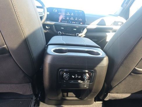 New 2026 Chevrolet Tahoe Premier w/ Sun And Tow Package AWD/4WD image 32