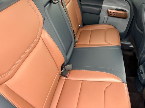 Used 2023 Ford Maverick Lariat w/ Lariat Luxury Package image 49