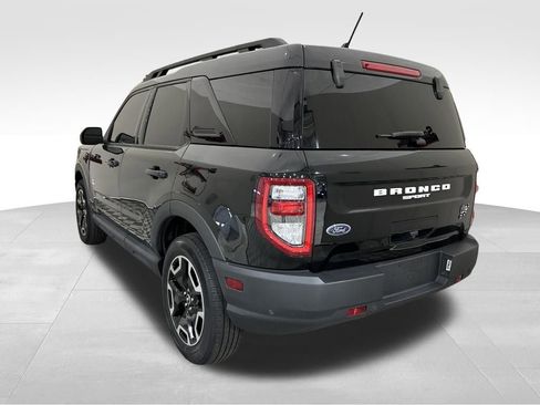 Used 2023 Ford Bronco Sport Outer Banks w/ Tech Package image 3