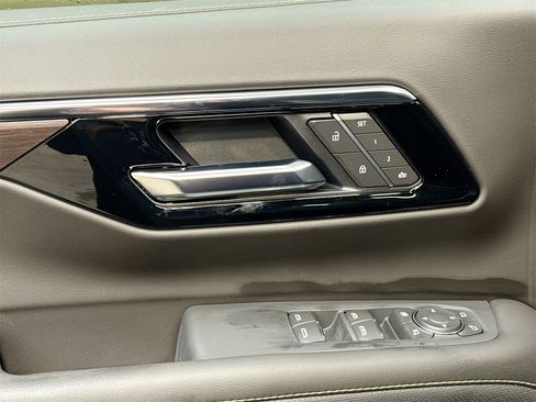 New 2026 Chevrolet Tahoe Premier w/ Sun And Tow Package image 18