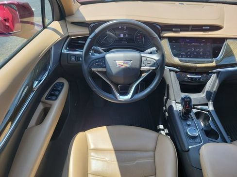 Used 2020 Cadillac XT6 Sport w/ Platinum Package AWD/4WD image 9