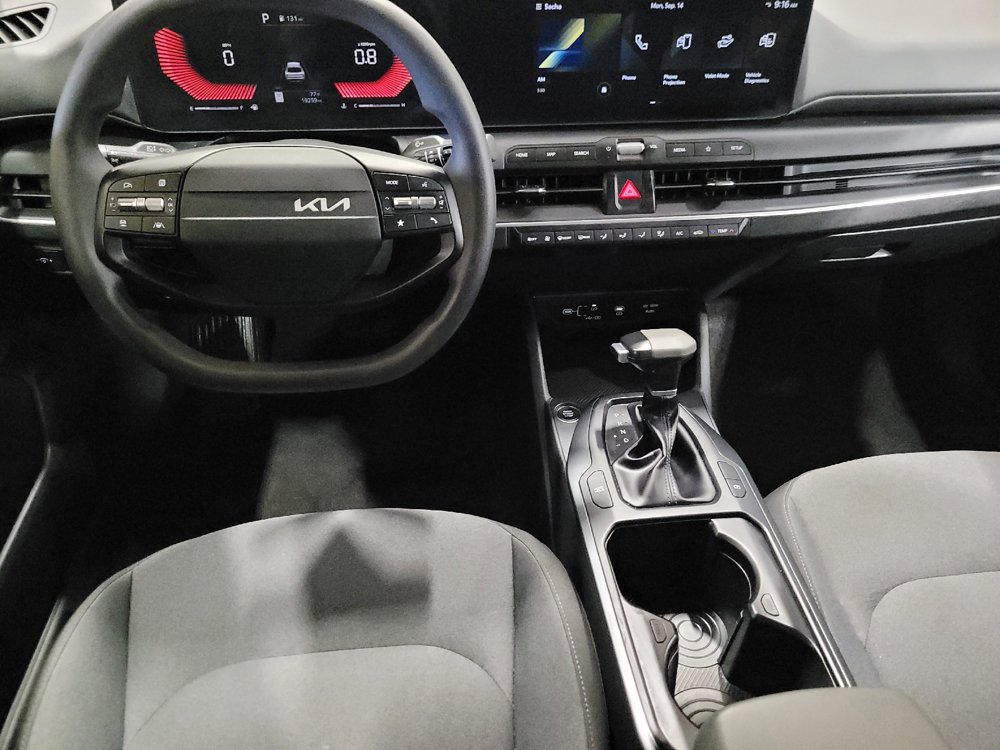 Used 2025 Kia K4 FWD image 22