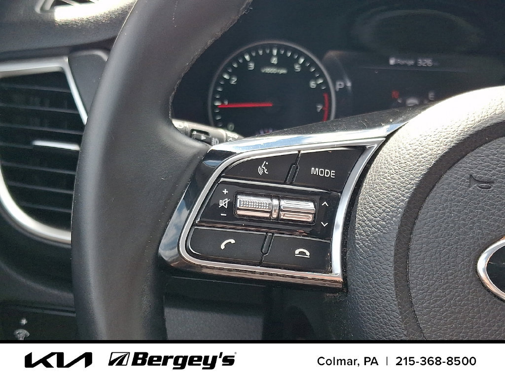 Certified 2021 Kia Seltos SX w/ SX Sunroof Package AWD/4WD image 25