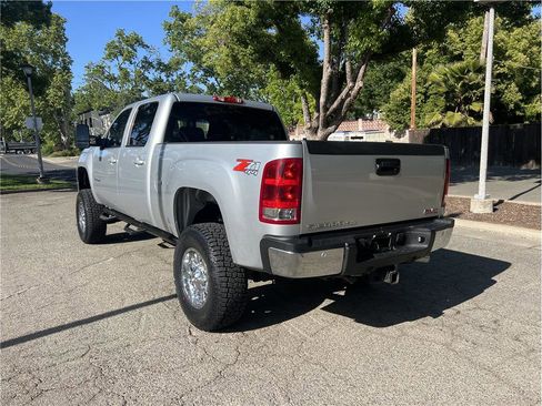 Used 2013 GMC Sierra 2500 SLT w/ SLT Convenience Package AWD/4WD image 5