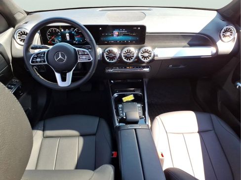 Certified 2022 Mercedes-Benz GLB 250 4MATIC image 20