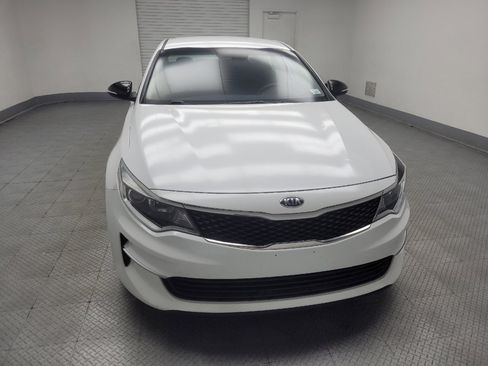 Used 2018 Kia Optima LX w/ 17" Alloy Wheels Package FWD image 14