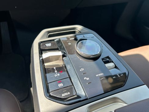 Certified 2023 BMW iX xDrive50 w/ Convenience Package image 27