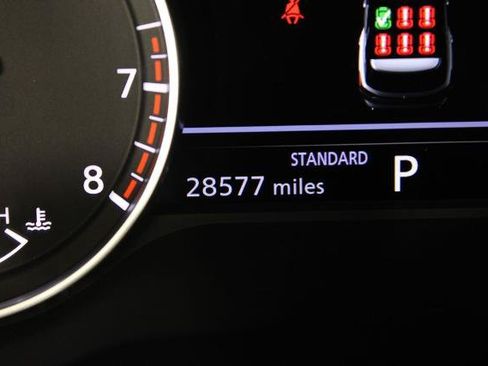 Certified 2025 Nissan Pathfinder SV FWD image 30