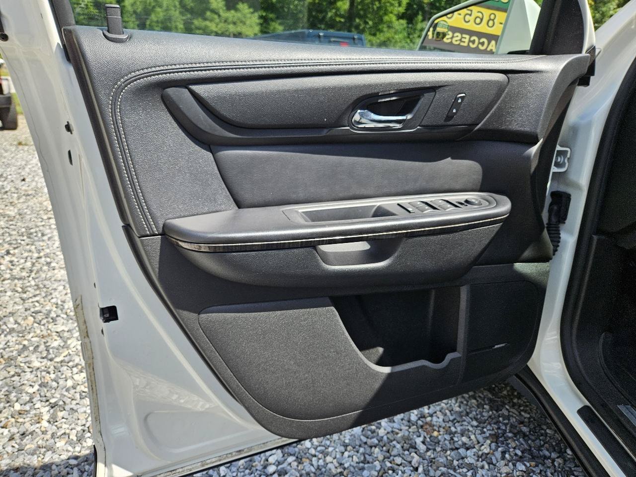 Used 2014 GMC Acadia SLT FWD image 12