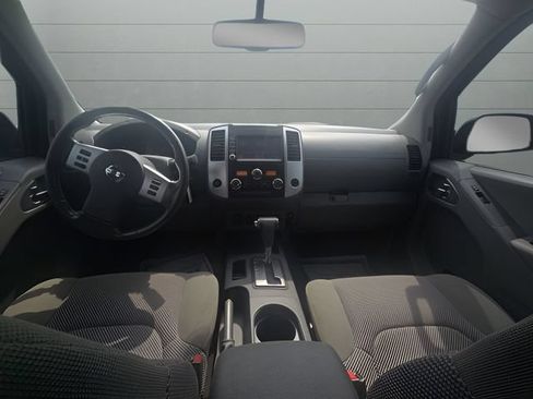 Used 2019 Nissan Frontier SV w/ Value Truck Package RWD image 10