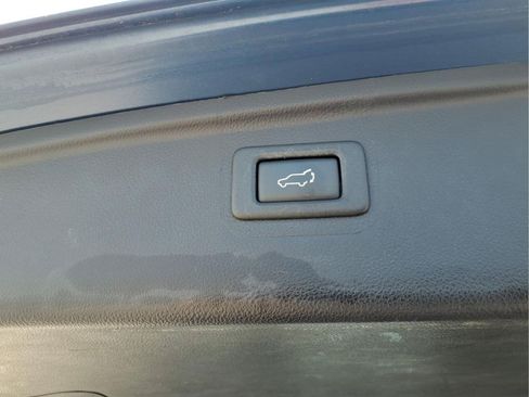Used 2019 Subaru Outback 2.5i Limited w/ Popular Package #2 AWD/4WD image 11