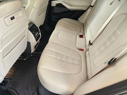 Used 2020 BMW X5 sDrive40i w/ Premium Package RWD image 32