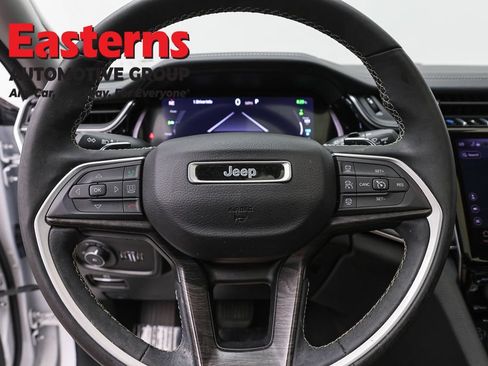 Used 2022 Jeep Grand Cherokee Limited 4xe w/ Luxury Tech Group II AWD/4WD image 10