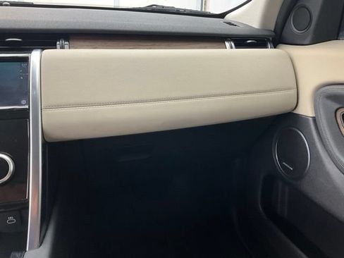 Used 2021 Land Rover Discovery Sport SE AWD/4WD image 13